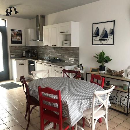 La Parenthèse - maison Tréportaise avec cour fermée Le Tréport Extérieur photo
